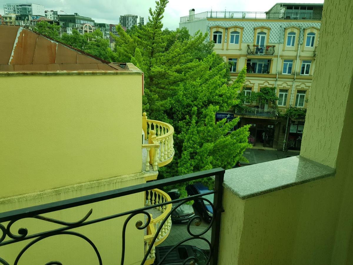 Mikepalace Batumi Exterior foto